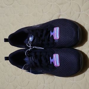 New memory foam black Skechers.